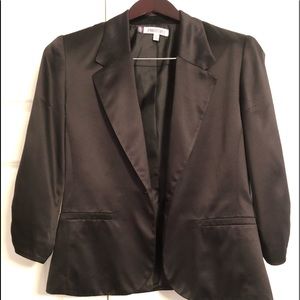 Jennifer Lopez fitted black satin blazer. (M)